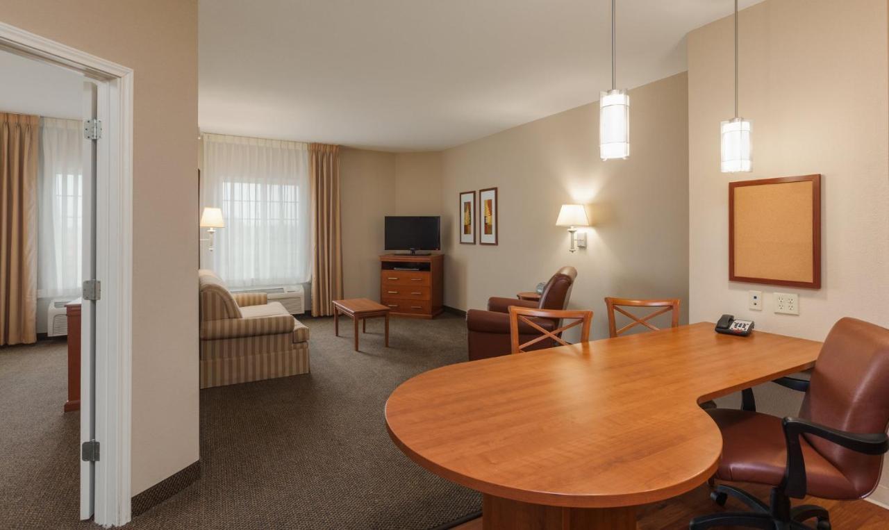 Candlewood Suites Houston I-10 East By Ihg Exterior photo