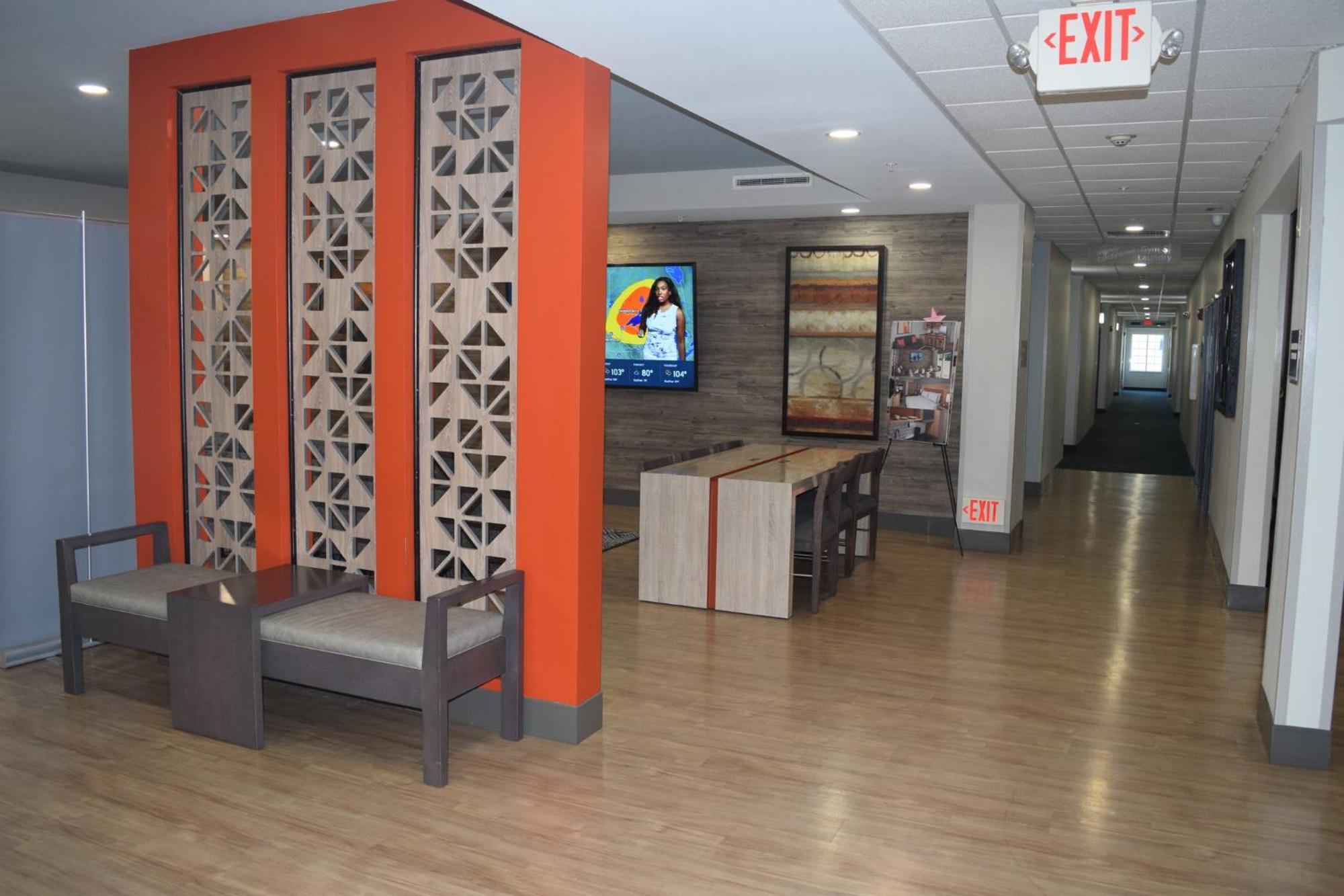 Candlewood Suites Houston I-10 East By Ihg Exterior photo
