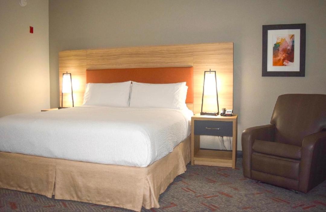 Candlewood Suites Houston I-10 East By Ihg Exterior photo